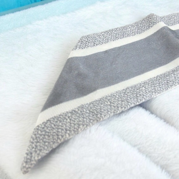 DIOR Floral Silk Scarf 😍🌸 - Picture 13 of 16